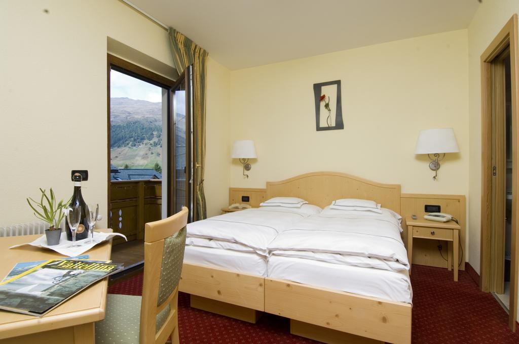 Hotel Del Bosco Livigno Exterior photo