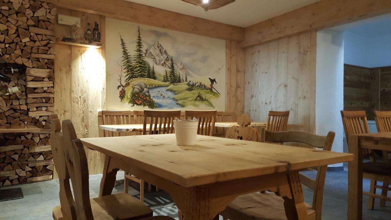 Hotel Del Bosco Livigno Exterior photo